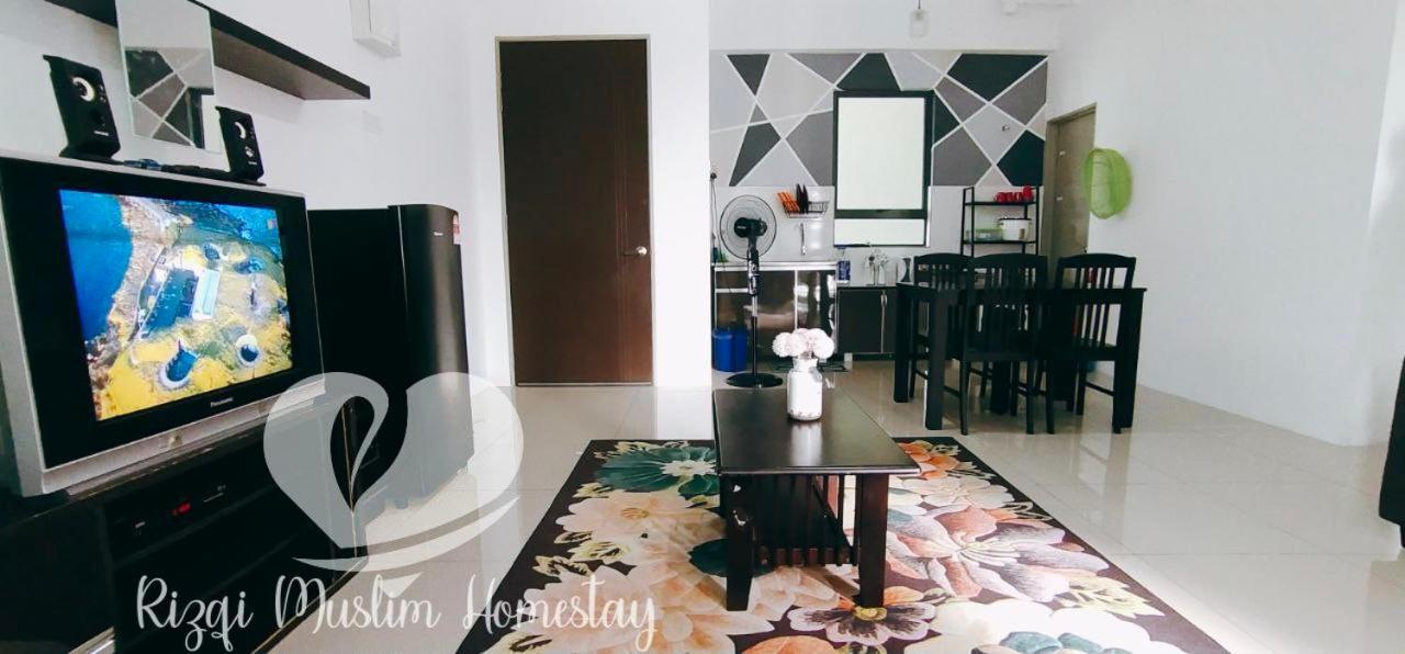 Rizqi Muslim Homestay Meru Casa Kayangan Ipoh Exterior foto