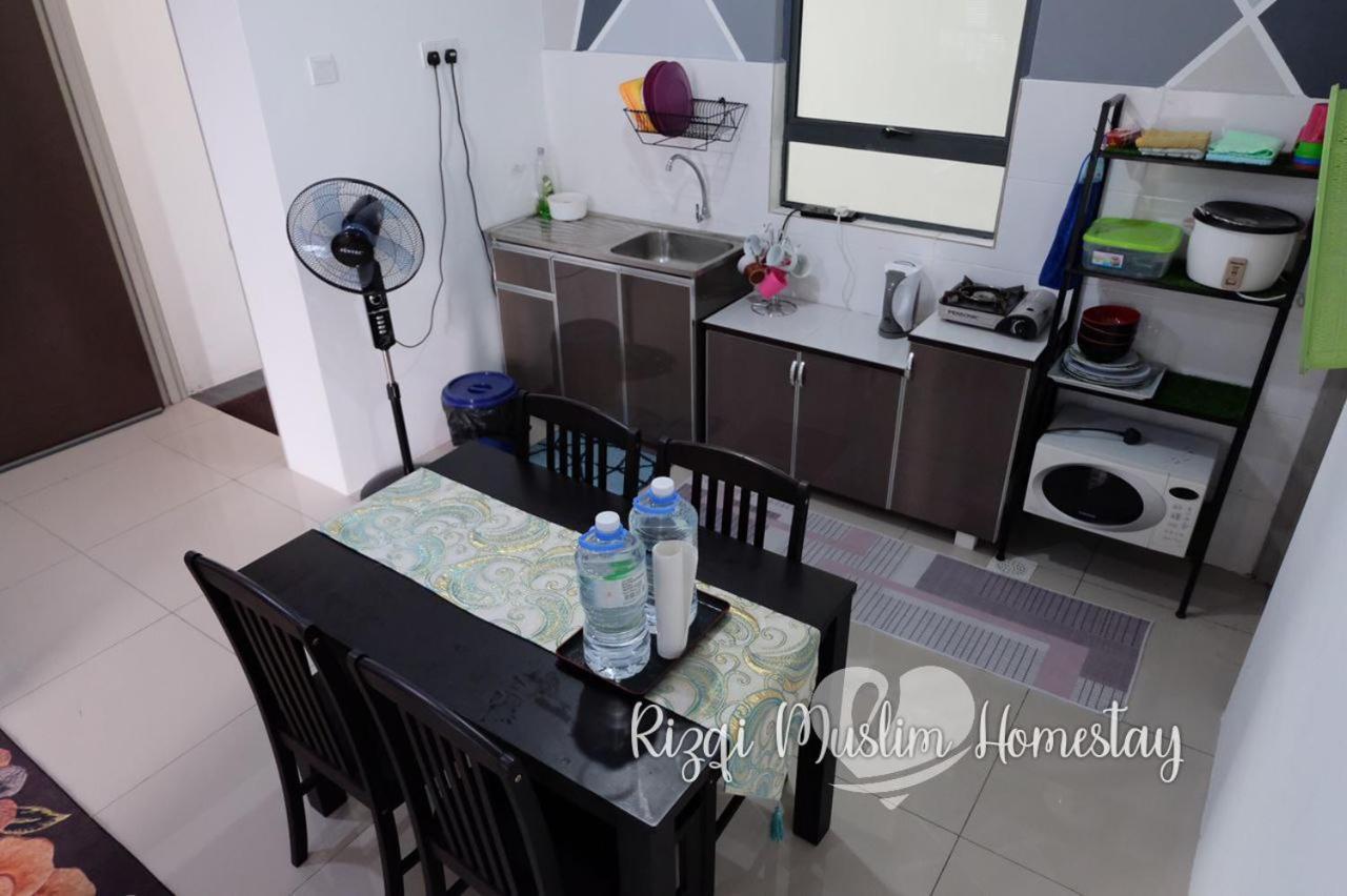 Rizqi Muslim Homestay Meru Casa Kayangan Ipoh Exterior foto